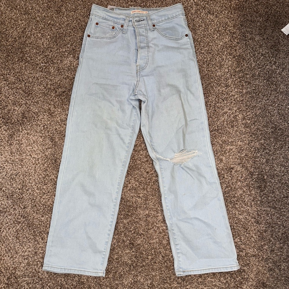 Levi jeans